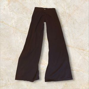 Black Athleta flared pant